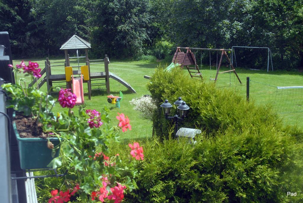 Вилла La Cle Des Champs Bertogne Экстерьер фото